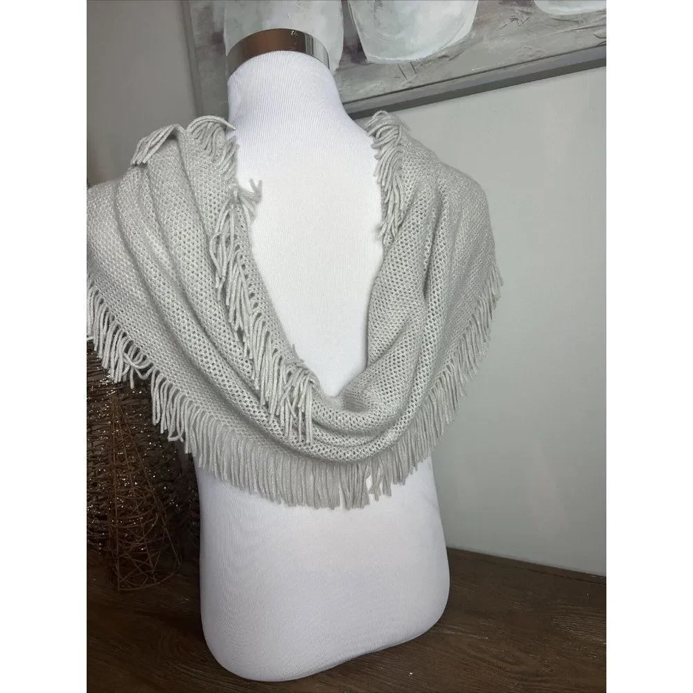INC Womens Raschel Loop Infinity Fringe Scarf Grey Soft Cozy One Size New Gray - Picture 2 of 4